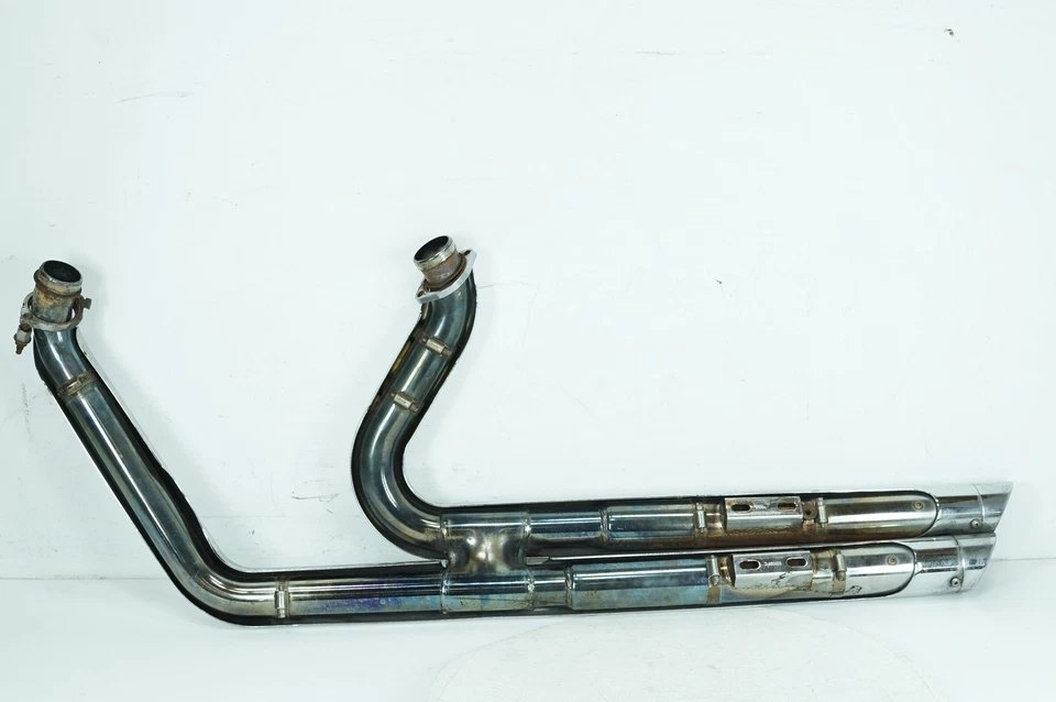 Трубы выпускного коллектора 01 Harley Softail Deuce Vance & Hines большие в шахматном порядке 47339 - Изображение 3 из 4