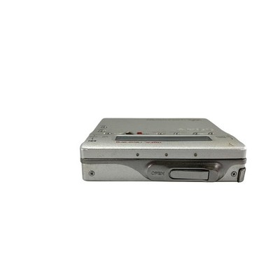 Sony MD Walkman MZ-R900 Portable Player Recorder Silver Tested