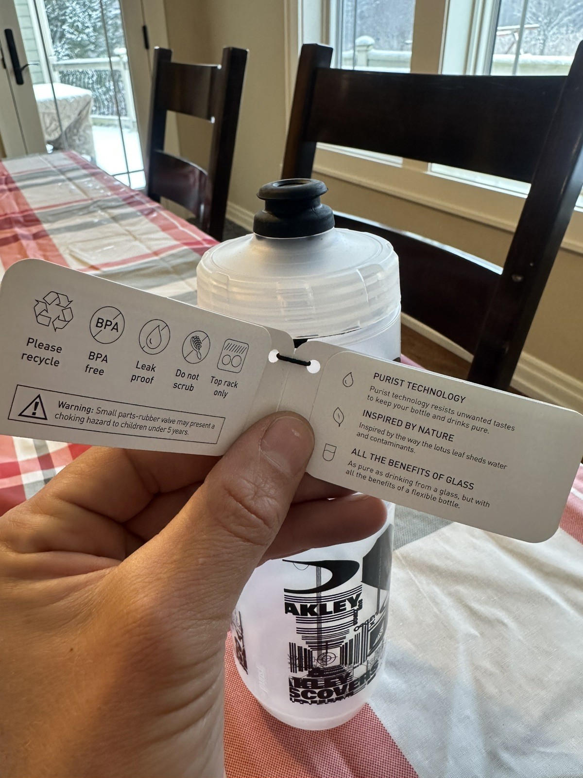 Oakley Athletic Plastic Water Bottle (No Leak Top) (20 Available)