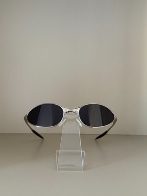 Oakley Square Wire 1.0 Black Cat-eye Sunglasses Sliver Frame Black Lenses