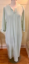 Vintage Shadowline Robe Velour Roses Mint Green Size M Zip-Up Housecoat