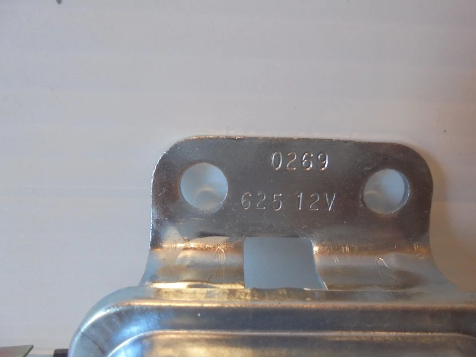 Cadillac 1966 calentador de asientos, techo corredizo, ventana eléctrica, relé desempañador NUEVO Foto 4 de 4