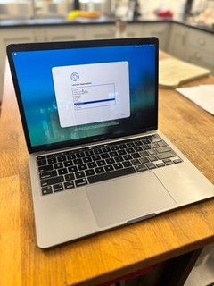 Apple Mac Book Pro