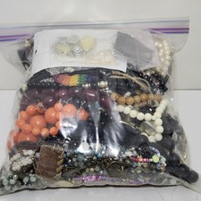 Lot of Costume Jewelry 1 Gallon Bag 6 Lbs Mostly Necklaces