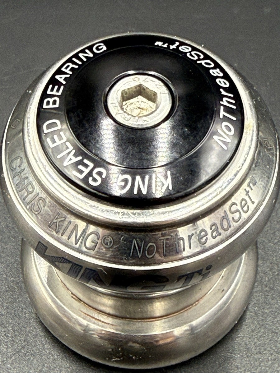 Chris King Headset Ti Headset Titanium 1 1/8 Threadless