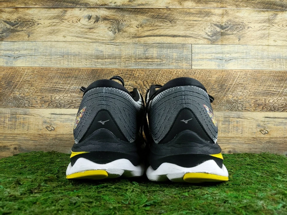 Mizuno Wave Sky 6 Men's Running Shoes White Size 11.5 J1GC220201 - Image 2 of 4