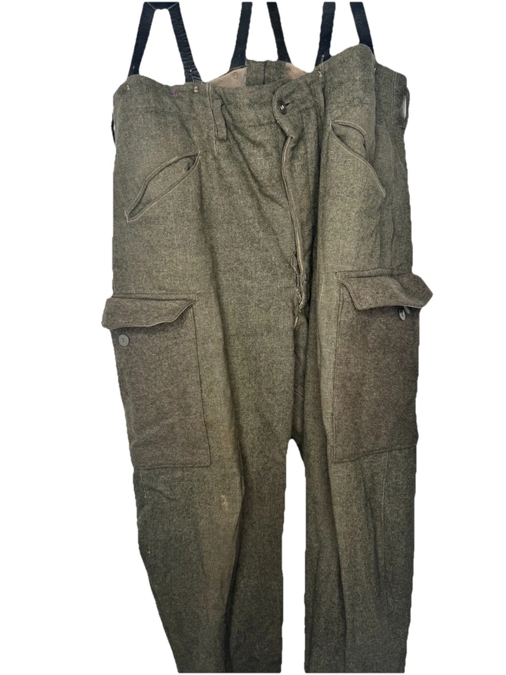 Mono militar sueco vintage de los años 40 con tirantes de cuero de lana de la Segunda Guerra Mundial M/L Foto 2 de 4