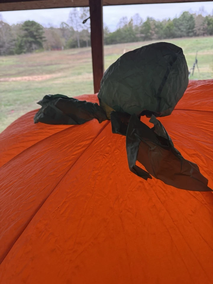Giant 6 Foot Gemmy Halloween Inflatable Pumpkin Jack O Lantern Lights Up 2001 - Image 2 of 4