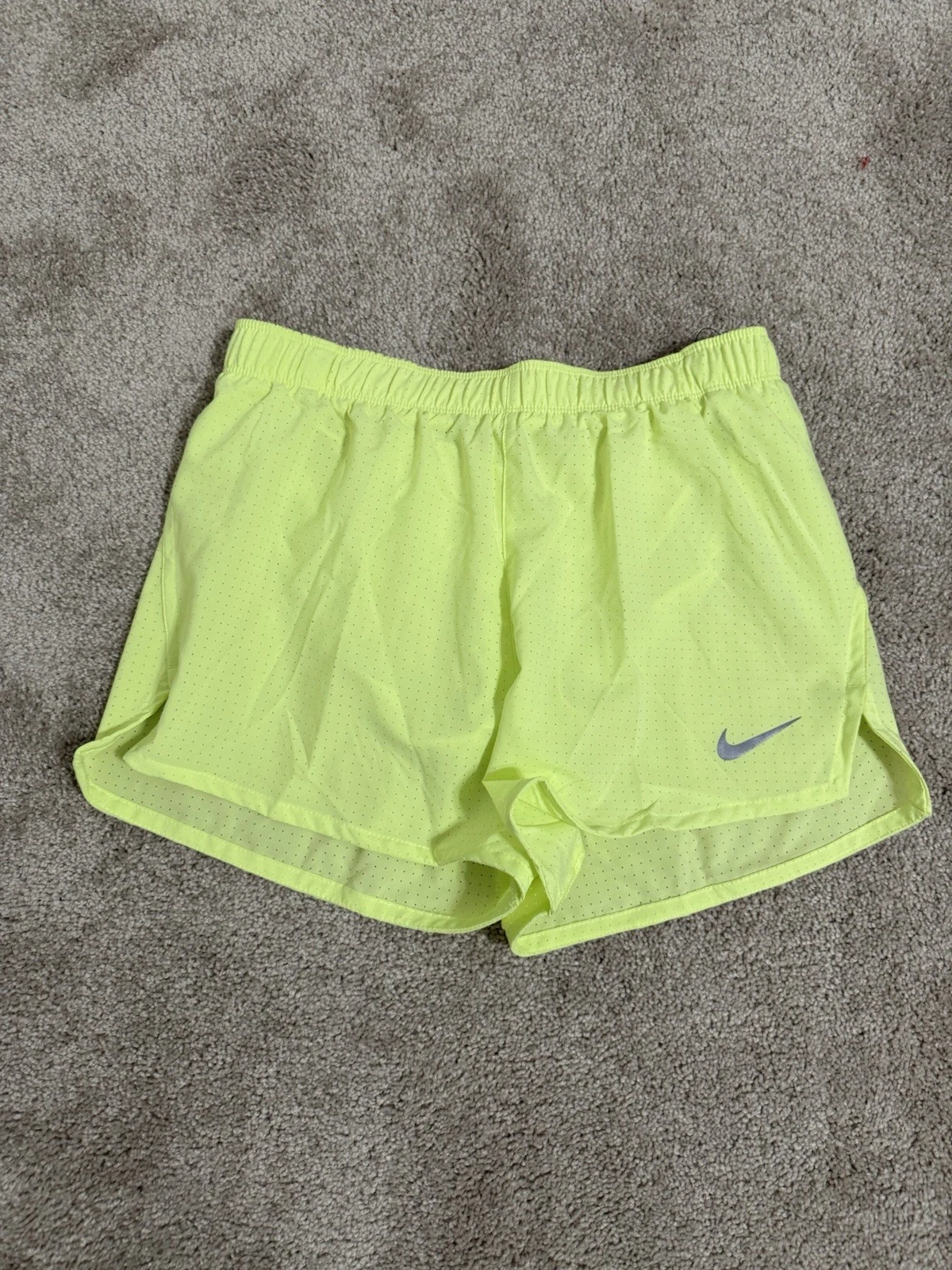 Nike Fast Dri-Fit 3” Lined Yellow Men’s Running Shorts FN3355-736 Sz Medium