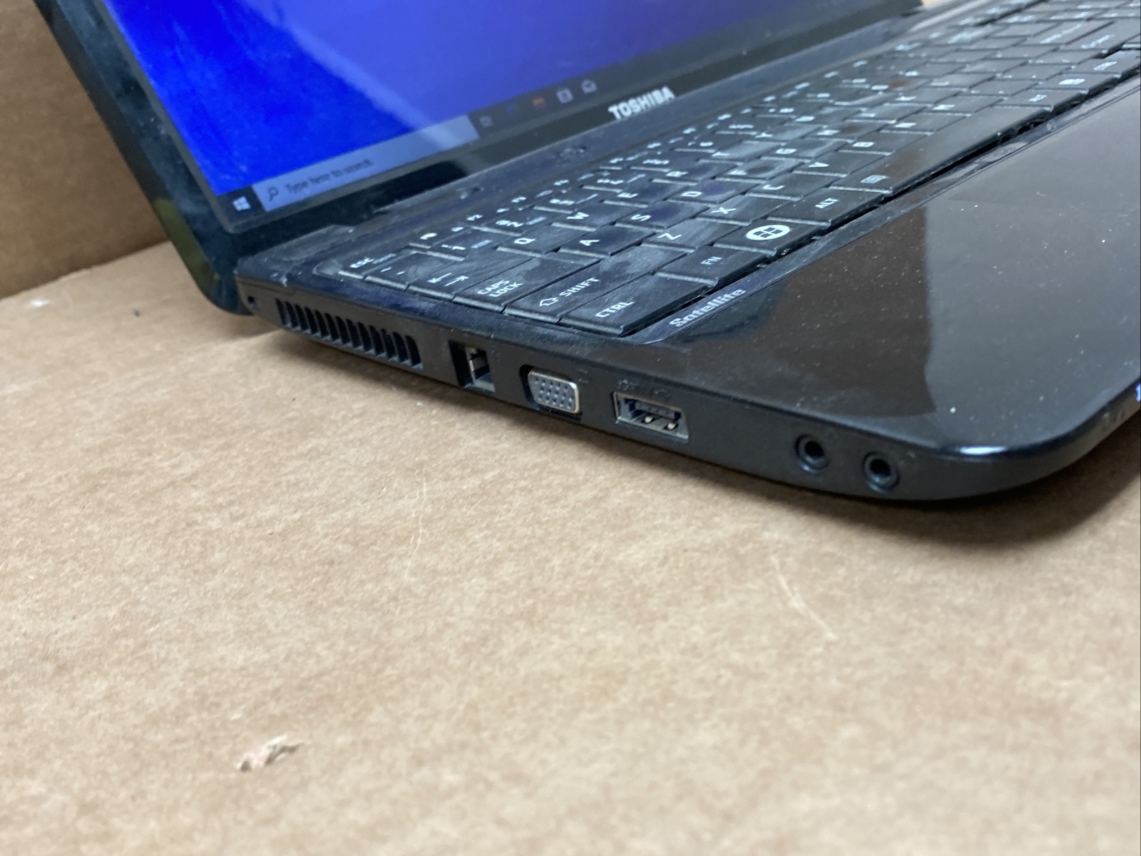 Toshiba Satellite L655S5096 15.6" Pentium P6100 2.00GHz 3GB RAM 320GB HDD Win10 eBay