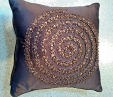 100% SILK PILLOW MARK SNIDER 14" x 14"