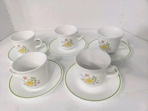Set of 5 Corning Corelle SPRING MEADOW Coffee/Tea Cups and Saucers Mint!