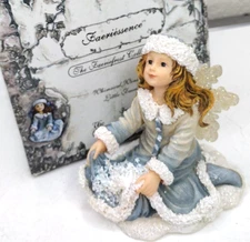 Vintage 2003 Boyds Collection Krystal Faeriefrost First Snowfall Figurine 36027