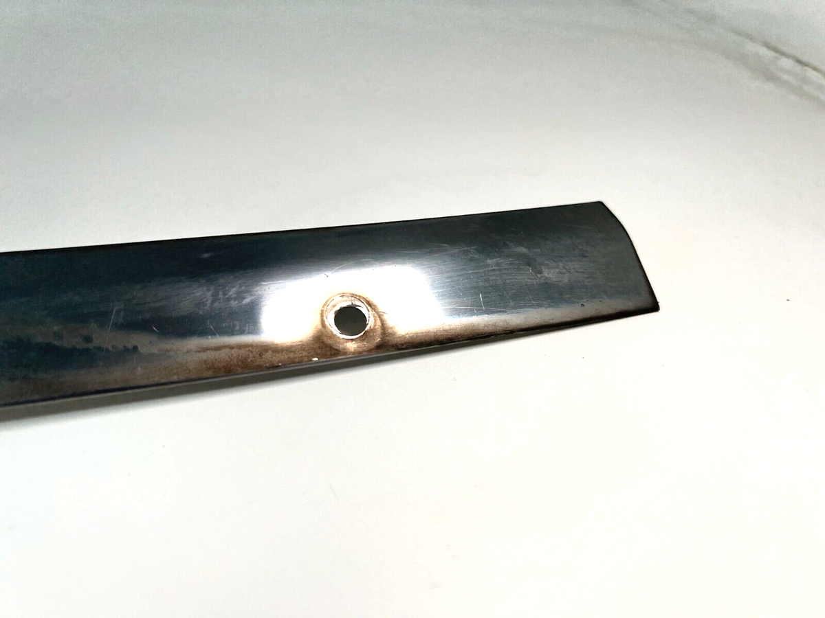 【853358】 84 85 86 87 88 89 NISSAN DATSUN 300ZX WINDSHIELD MOLDING TRIM