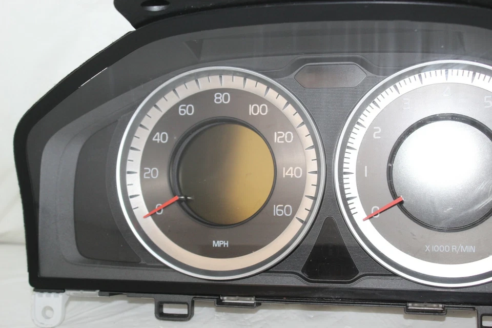 Cuadro de instrumentos velocímetro indicadores de panel 2011-2014 Volvo XC60 16.000 millas Foto 3 de 4