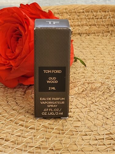 Tom Ford Oud Wood Parfum Men Cologne SAMPLE 2ml Women Perfume Eau De Parfum .06f - Picture 2 of 2