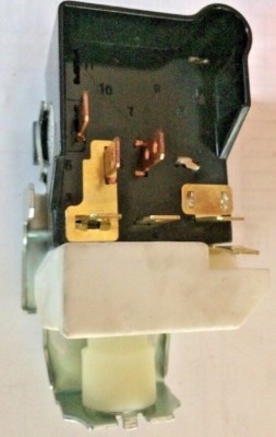 Headlight Switch, STANDARD IGN. # DS-177; Fits Various G.M.