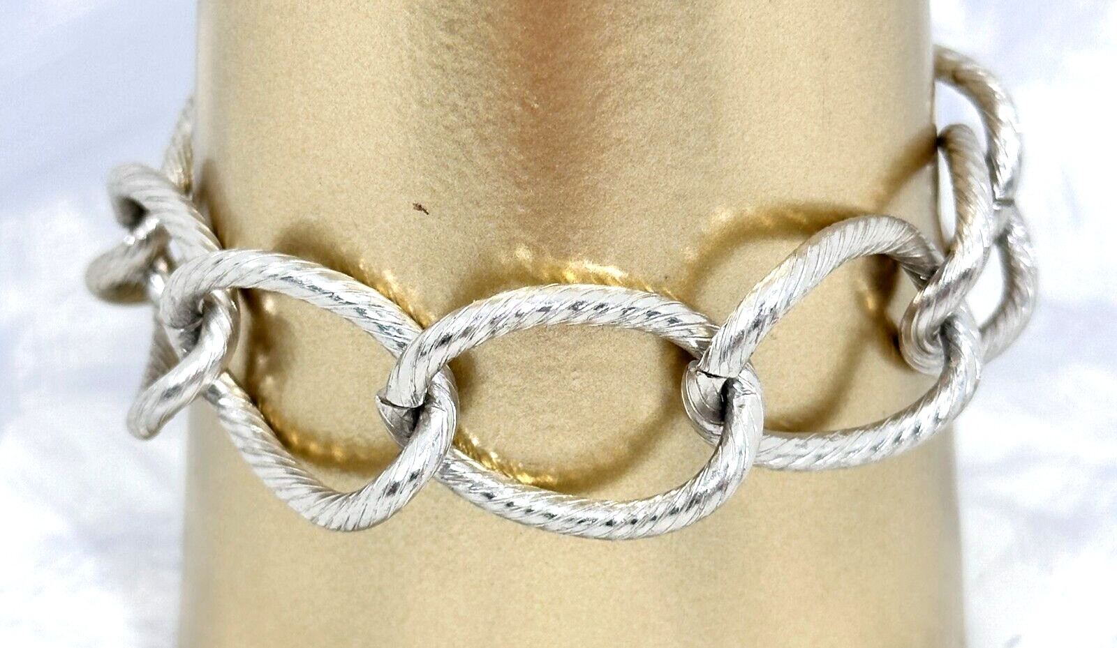 Bracelet Chunky Silver Tone Interlocking Textured… - image 1