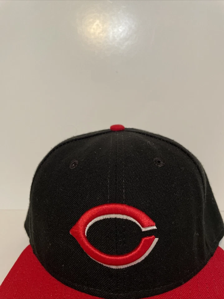 Gorra ajustada New Era Cincinnati Reds talla 7 1/4 100 % poliéster Foto 2 de 4