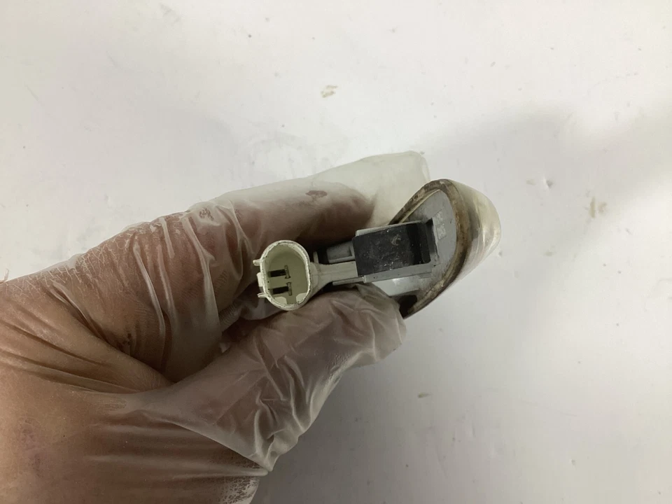 Luz de señal de giro marcador guardabarros delantero derecho BMW 328i 2007-2013 6932997 OEM. Foto 4 de 4