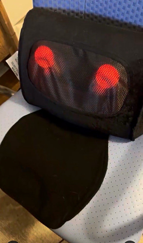 HoMedics Heated Shiatsu Massage Pillow, Rotating Nodes, Corded. Optional Heat.