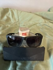 Ray-Ban Justin Classic Black/Dark Grey Gradient 54 mm Sunglasses RB4165 601/8G