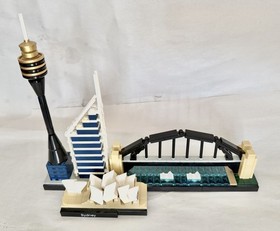 LEGO Architecture Sydney 21032 Complete Set w/Box & Manual (RETIRED) 