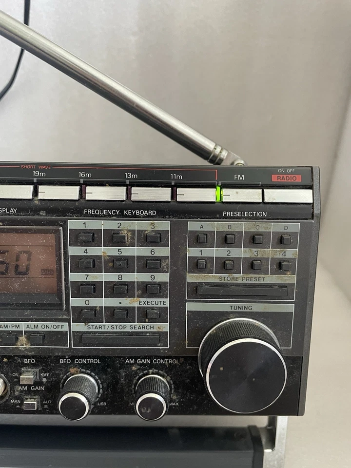 Philips D2999 / 02 D 2999 02 PLL Radio Synthesized Weltempfänger AM FM Getestet✅ - Bild 4 von 4