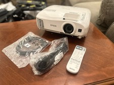 Epson EH-TW5210 Home Cinema Projector – Full HD 1080p | HDMI | NEW Lamp! 