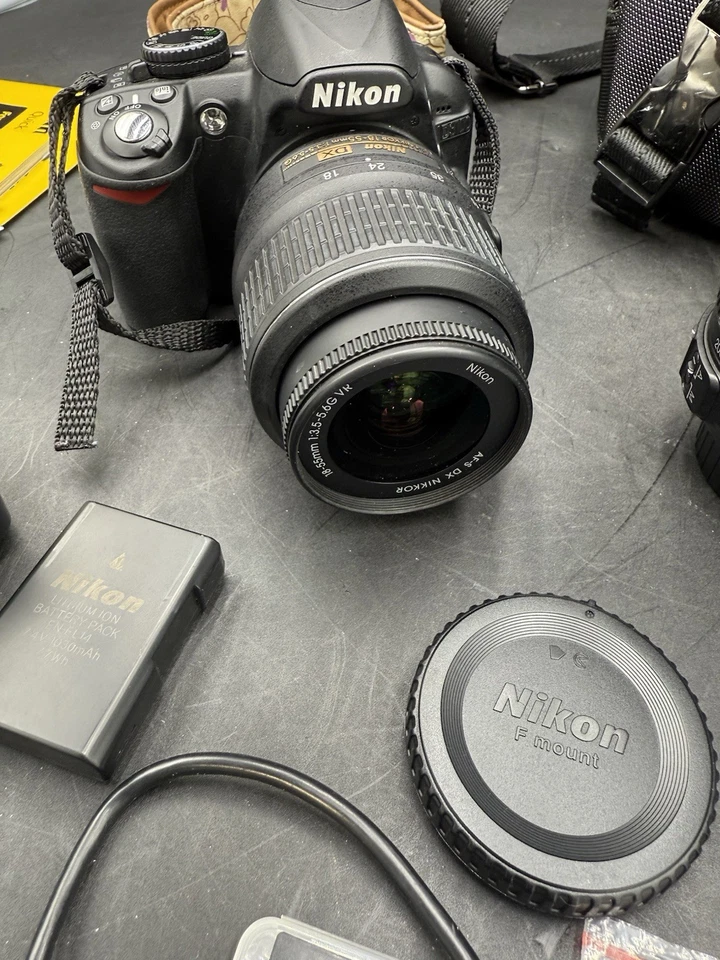 Nikon D3100 DSLR Camera with 18-55mm & 55-200mm VR Lenses W/ Manual & Accessorie - Image 4 of 4