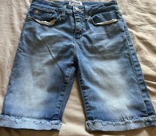 Women  s Levi  s Denizens Mid Rise Cut Off Bermuda Shorts Size 4 27 