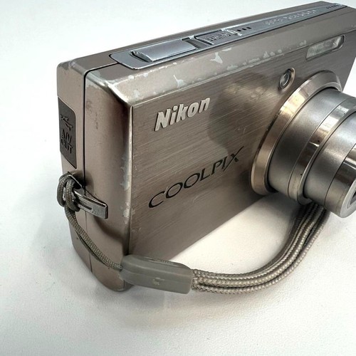 Nikon COOLPIX S600 10.0MP Digital Camera W/Battery From Japan - Picture 3 of 7