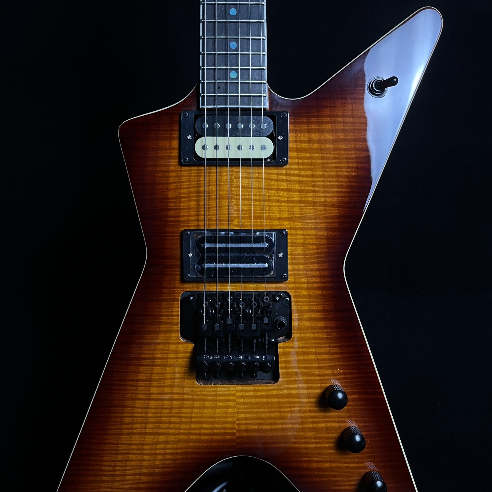 Dean6 String Electric Guitar Shaped Body with Flame Top Floyd Rose