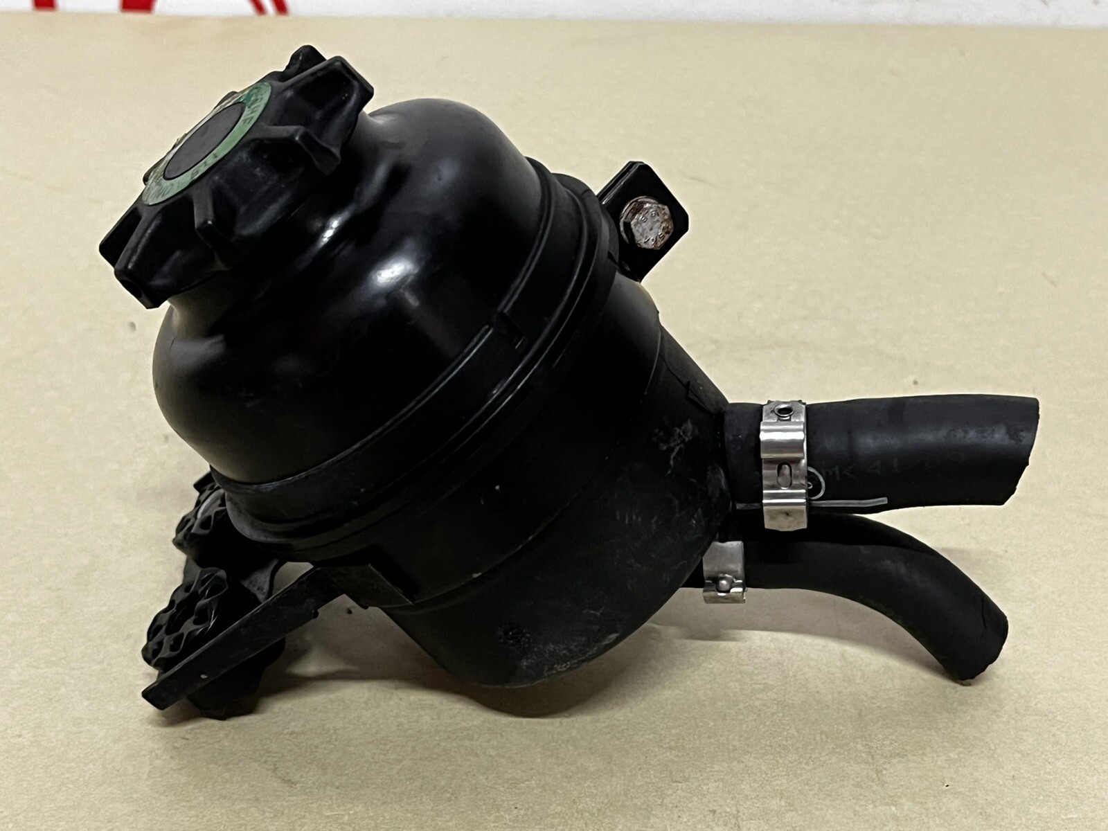 20082013 BMW M3 S65 E90 E92 E93 Power Steering Reservoir Tank OEM