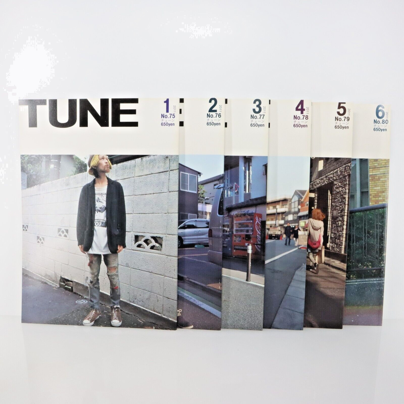 TUNE FRUiTS Magazine Harajuku Street Men'S Fashion 2011. Tokyo Japan Supreme