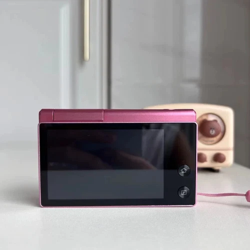 Samsung MV800 Digital Camera Flip-out Vlog 5X Optical Zoom 16.1MP Touchscreen - Picture 4 of 8