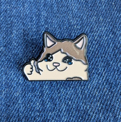 Crying Cat Meme Enamel Pin   Funny Thumbs Up Brooch, Sad Cat Lapel Pin Gift