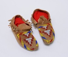 Plateau Beaded Moccasins 10"