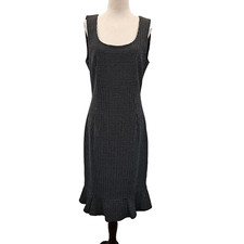 White House Black Market 8 B W Knit Sleeveless Ruffle Hem Rear Zip Sheath Dress