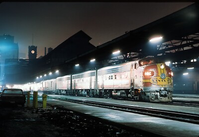 ATSF 16C F3A mit Zug 9, The Kansas City Chief, Dearborn Sta. Chicago 5 x 7 Foto