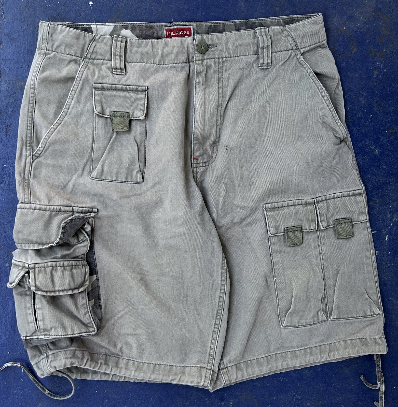 2003 Vintage Tommy Hilfiger Distressed Grunge Cargo Shorts T1 Military