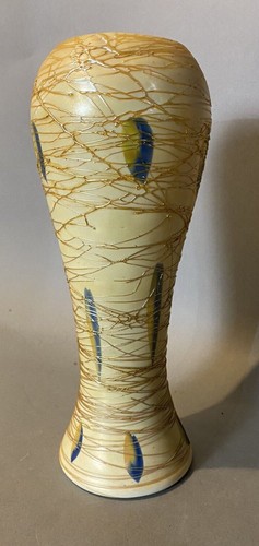 10" Durand Threaded Heart & Vine Decorated Art Glass Vase - Picture 2 of 8