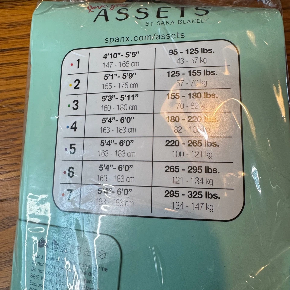 Lote de 3 Medias Modeladoras Assets by Sara Blakely Texturizadas Wish Bone Negro Talla 3 Foto 3 de 4