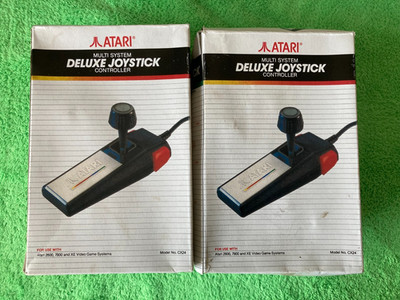 2 x ATARI Multi System Deluxe Joystick Controller 2600 7800 XE unbenutzt