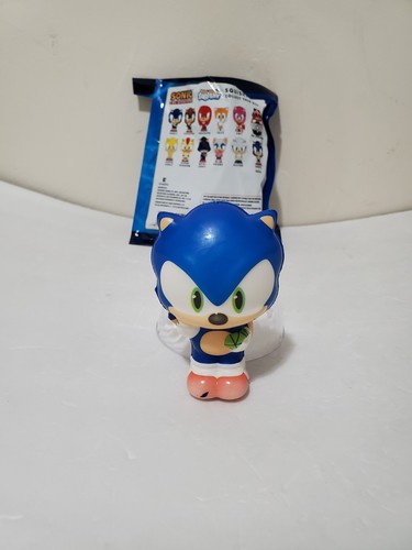 Sonic The Hedgehog Super Magic Squishy Stress Relief Foam Figure SONIC 805625423 - Picture 2 of 5