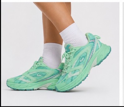 Lacoste L003 NEO SHOT Women's Sneakers Green / Green. Sizes 5.5