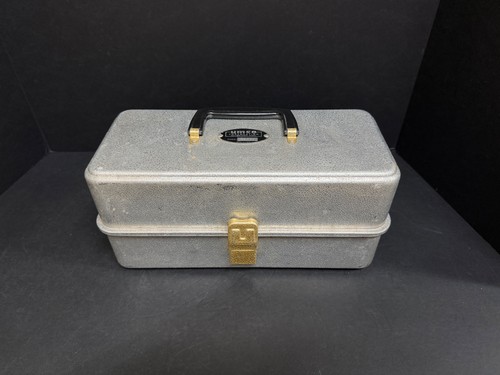 Vintage Umco 103-A Aluminum Fishing Tackle Box