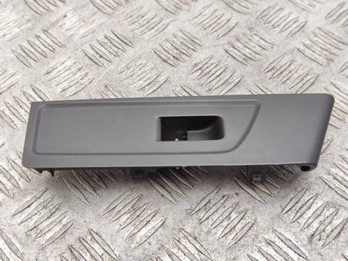 VW PASSAT Variant B7 365 Türverkleidung vorne links 3AC857857 2.00 17901648