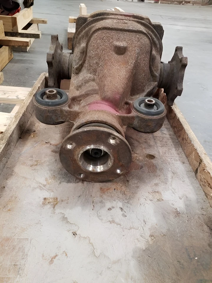 2007-2015 Nissan Armada Rear Axle Differential Carrier Assembly 3.36 ratio OEM Foto 2 de 4