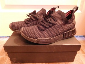 nmd stlt pk triple black